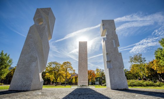 394442672_861878755499970_7397265439012905766_n (1).jpg