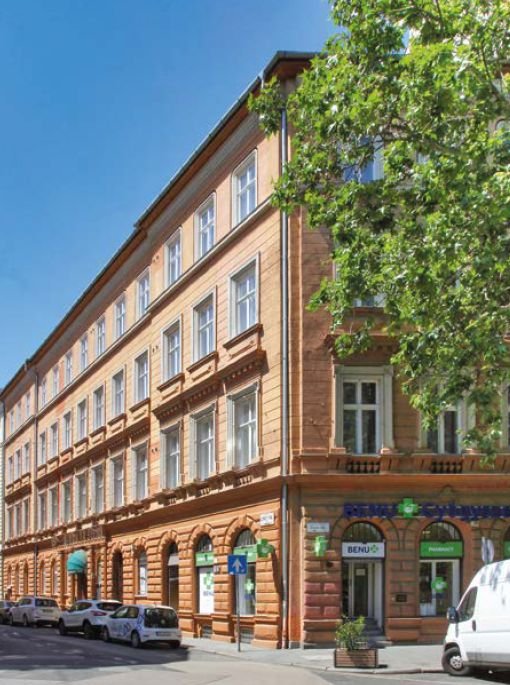 A Lónyay és Gönczy Pál utca sarkán álló első székház (Forrás: Pilkhoffer Mónia: A Magyar Mérnök- és Építész-Egylet első székháza. In: Sisa József: A haza építőkövei, 2022) székház.jpg