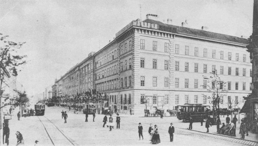 A Mária Terézia laktanya az Üllői út – Ferenc körút sarkán 1910 körül (Ferencvárosi Helytörténeti Gyűjtemény) Kilián laktanya 1910.jpg
