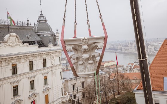 598004231_1970932090446443_1452236398784689406_n (1).jpg