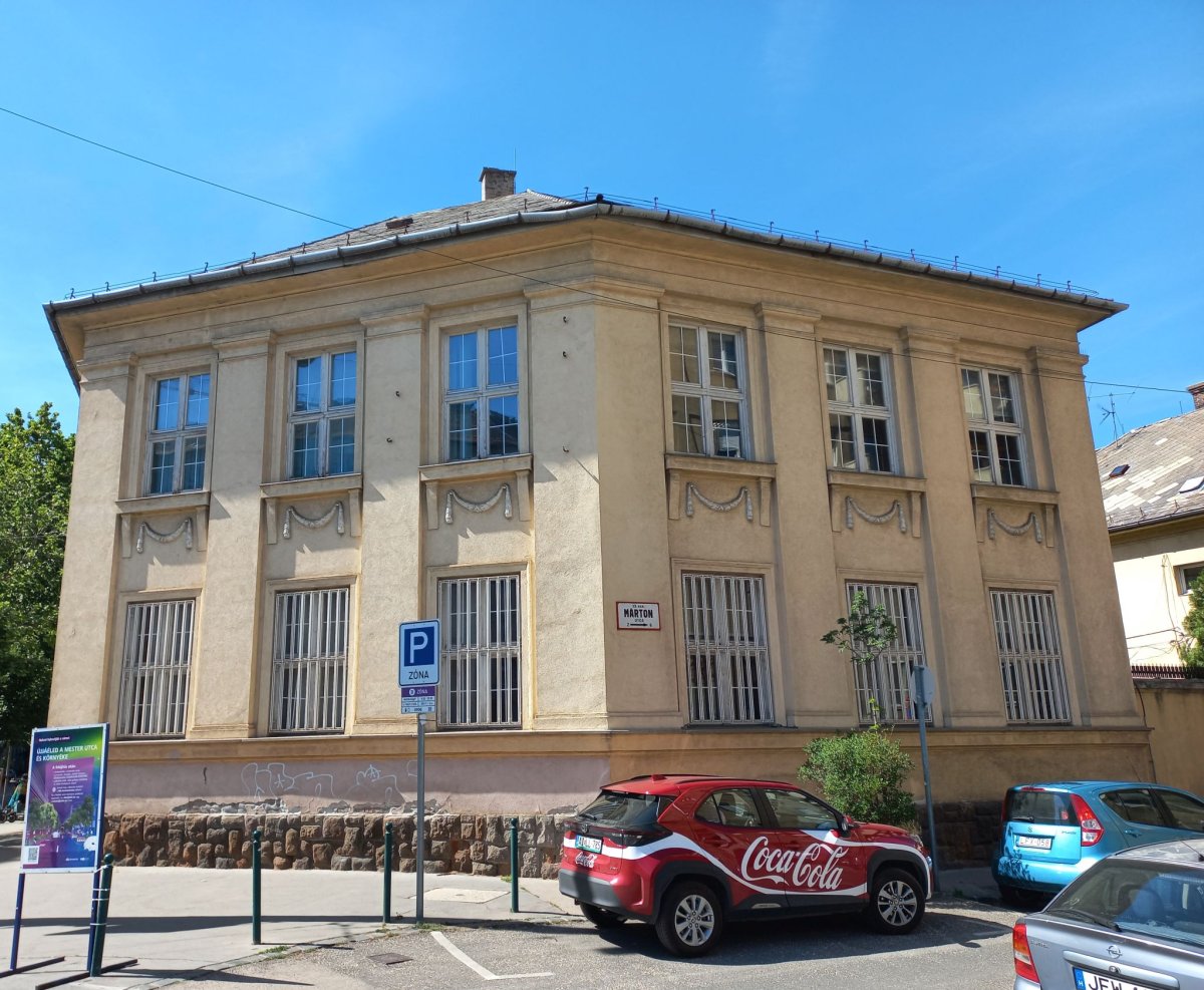 A Haller utca felőli sarokhomlokzat (Fotó: Dobó Dávid/pestbuda.hu) 04 fáy haller.jpg