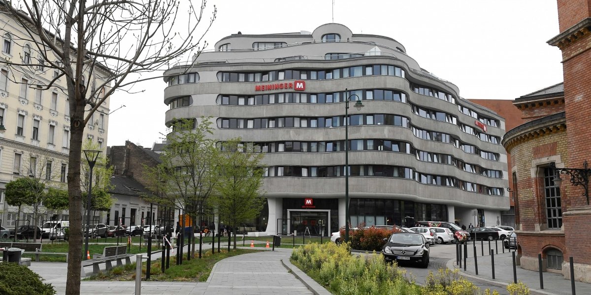 168902_meiningerhotel1_masolat.jpg