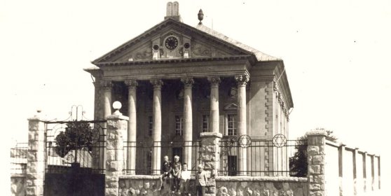 179766_obudai_zsinagoga_az_obudai_zsinagoga_az_1930-as_evekben._forras_fszek-bgy.jpg