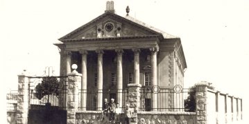 179766_obudai_zsinagoga_az_obudai_zsinagoga_az_1930-as_evekben._forras_fszek-bgy.jpg