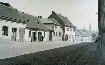 183686_fortepan_115651_csalogany_utca.jpg