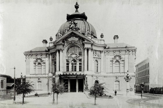 185094_nyito_vagatlan_fortepan_82633.jpg
